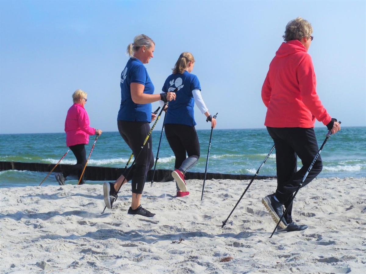 Kurmittelcentrum Zingst Esterno foto